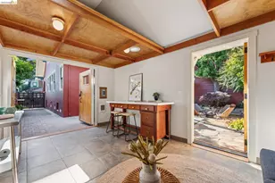 6004 Auburn Ave, Oakland, CA 94618 - Photo 43