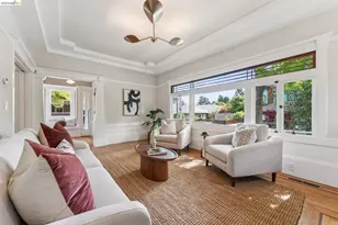 6004 Auburn Ave, Oakland, CA 94618 - Photo 11