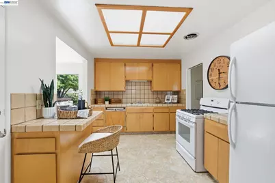 1762 Via Redondo, San Lorenzo, CA 94580 - Photo 13