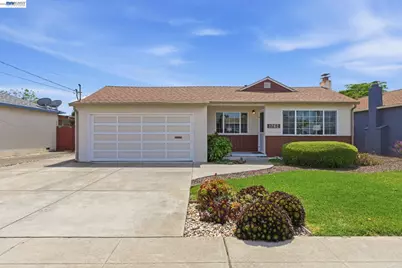 1762 Via Redondo, San Lorenzo, CA 94580 - Photo 1