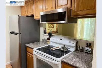 2300 Sycamore Ln #5, Davis, CA 95616 - Photo 11