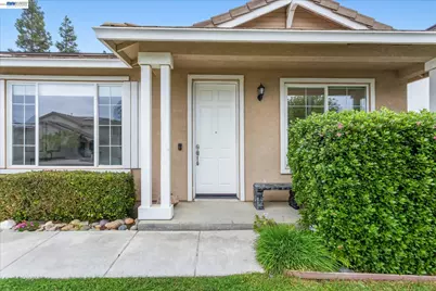 744 Vasconcellos Ave, Manteca, CA 95336 - Photo 5