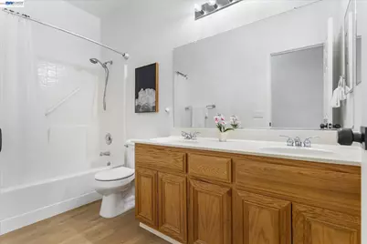 744 Vasconcellos Ave, Manteca, CA 95336 - Photo 31