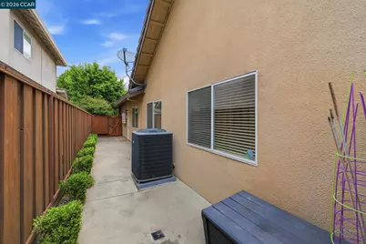 635 Rutherford Cir, Brentwood, CA 94513 - Photo 39