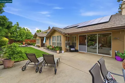 635 Rutherford Cir, Brentwood, CA 94513 - Photo 3