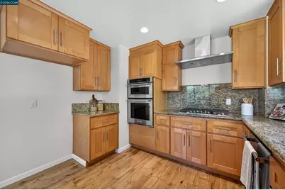 3424 Woodview Dr, Lafayette, CA 94549 - Photo 17