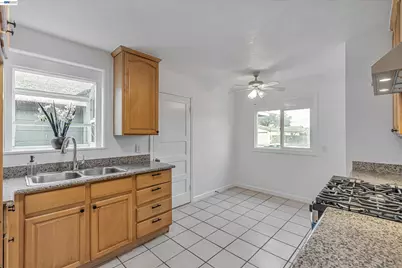 134 41st St, Richmond, CA 94804 - Photo 7