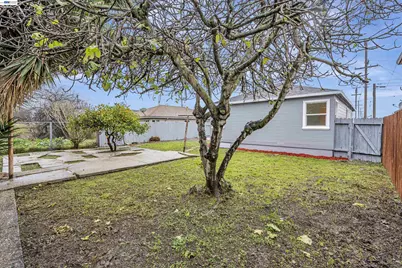 134 41st St, Richmond, CA 94804 - Photo 25