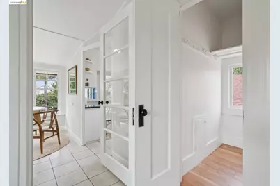 3781 Manila Ave, Oakland, CA 94609 - Photo 27