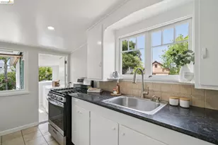 3781 Manila Ave, Oakland, CA 94609 - Photo 31