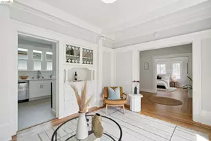 3781 Manila Ave, Oakland, CA 94609 - Photo 9