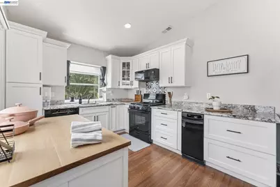 209 Manuel Ct, Bay Point, CA 94565 - Photo 21