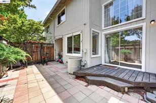 7445 Rolling Hills Cir, Dublin, CA 94568 - Photo 33