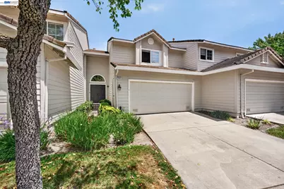 7445 Rolling Hills Cir, Dublin, CA 94568 - Photo 3