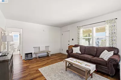 37340 Locust St, Newark, CA 94560 - Photo 5