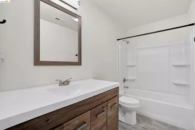853 Sutherland Dr, Stockton, CA 95210 - Photo 27