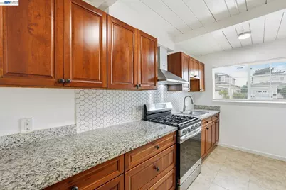 2858 17th St, San Pablo, CA 94806 - Photo 11