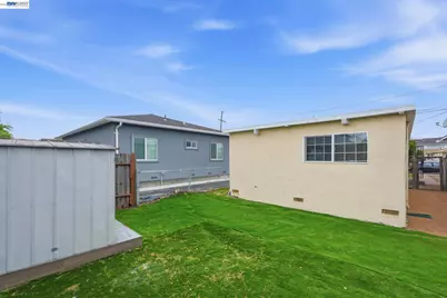 2858 17th St, San Pablo, CA 94806 - Photo 31