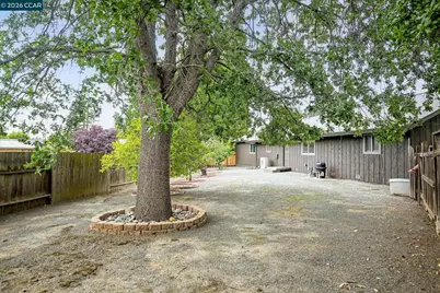 1016 Pine Hollow Ct, Clayton, CA 94517 - Photo 51