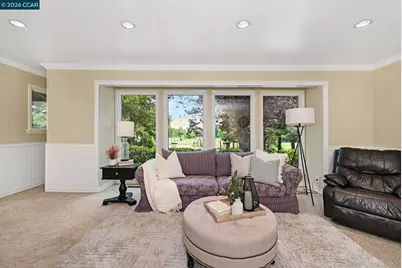 1016 Pine Hollow Ct, Clayton, CA 94517 - Photo 9