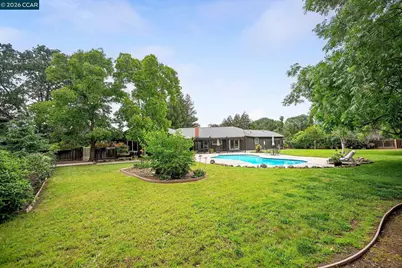 1016 Pine Hollow Ct, Clayton, CA 94517 - Photo 49