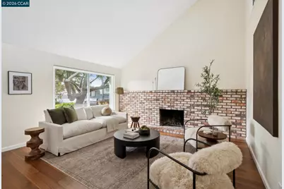 203 Radnor Court, Benicia, CA 94510 - Photo 7