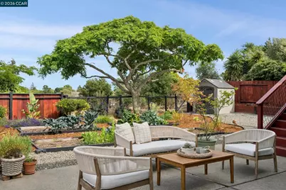 203 Radnor Court, Benicia, CA 94510 - Photo 43