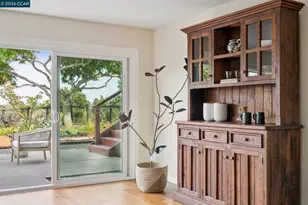 203 Radnor Ct, Benicia, CA 94510 - Photo 17