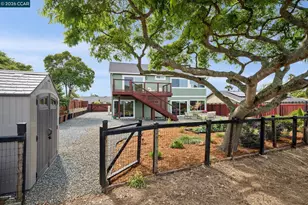 203 Radnor Ct, Benicia, CA 94510 - Photo 47