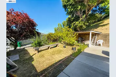 1936 Corte Cruz, Pinole, CA 94564 - Photo 17