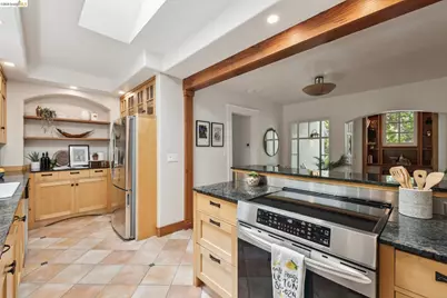 2370 Marin Ave, Berkeley, CA 94708 - Photo 13