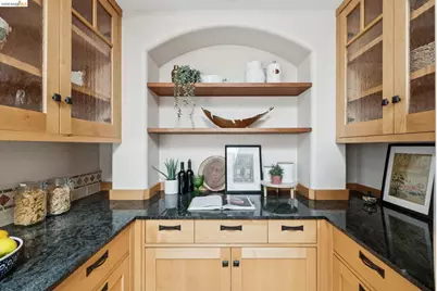 2370 Marin Ave, Berkeley, CA 94708 - Photo 15