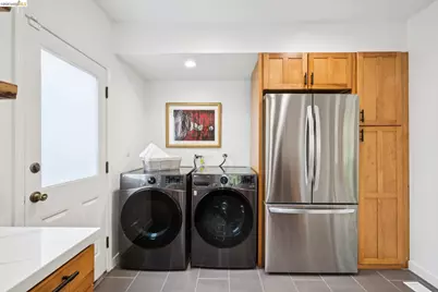 1908 Blake St, Berkeley, CA 94704 - Photo 25