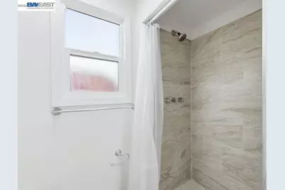 7419 Hillside St, Oakland, CA 94605 - Photo 19