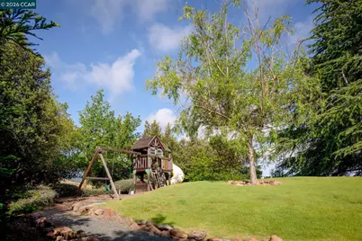 2305 Saddleback Dr, Danville, CA 94506 - Photo 27