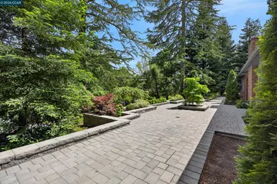 56 Camino Encinas, Orinda, CA 94563 - Photo 3