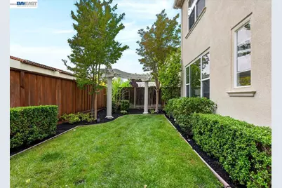 8148 Briar Oaks Dr, San Ramon, CA 94582 - Photo 39