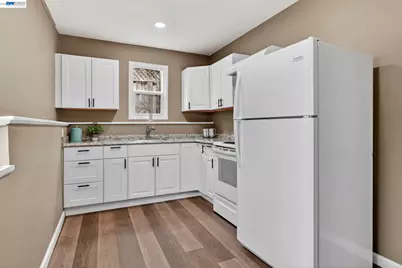 24657 Leona Dr, Hayward, CA 94542 - Photo 41