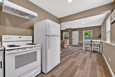 24657 Leona Dr, Hayward, CA 94542 - Photo 43