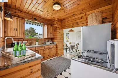 1420 Mound St, Alameda, CA 94501 - Photo 11