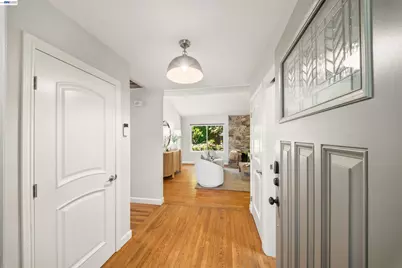 102 Brookfield Dr, Moraga, CA 94556 - Photo 29