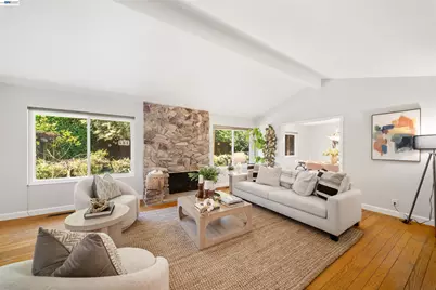 102 Brookfield Dr, Moraga, CA 94556 - Photo 49