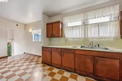 2534 Mathews Street, Berkeley, CA 94702 - Photo 15
