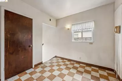 2534 Mathews Street, Berkeley, CA 94702 - Photo 19