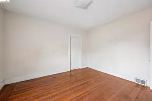 2534 Mathews St, Berkeley, CA 94702 - Photo 29
