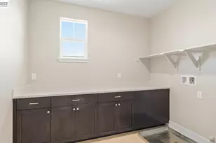 1589 Strathaven Pl, Brentwood, CA 94513 - Photo 33
