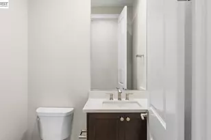 1589 Strathaven Pl, Brentwood, CA 94513 - Photo 17