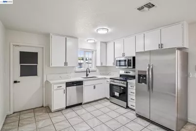 554 Chestnut Ave, Tracy, CA 95376 - Photo 7
