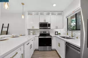 112 Villa Way, Walnut Creek, CA 94595 - Photo 1
