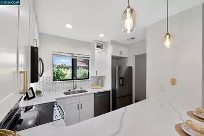 112 Villa Way, Walnut Creek, CA 94595 - Photo 5